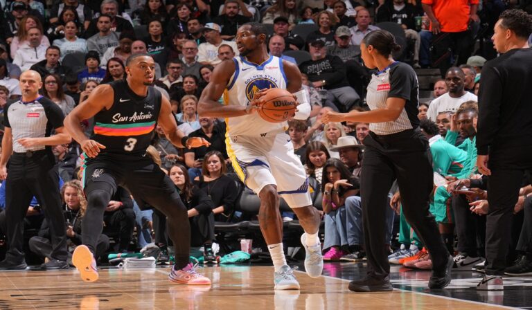 Warriors Panggil Kembali Jonathan Kuminga dari G League