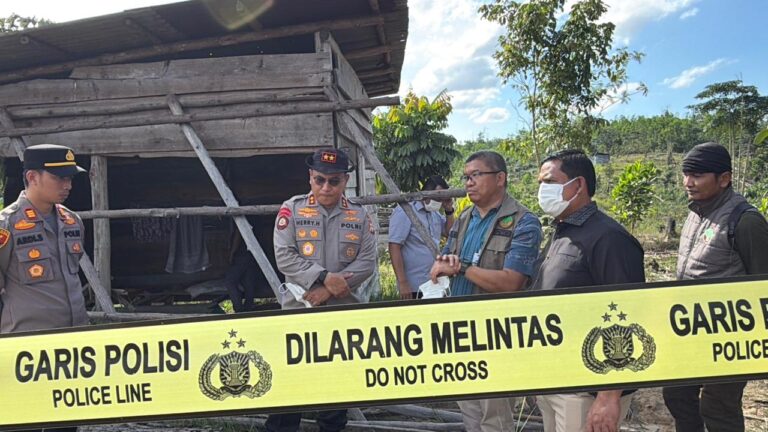Kapolda Riau dan Kepala BKSDA Tinjau Lokasi Anak Gajah Mati
