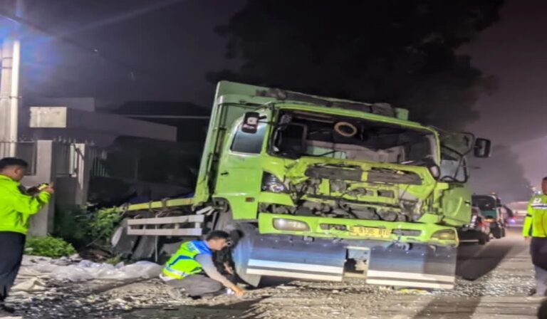 Kecelakaan Beruntun di Bantang, Supir Truk Tewas Terlindas