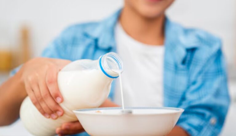 Vitamin D dalam Susu: Apakah Setara dengan Racun Tikus?