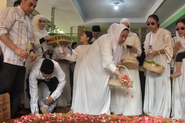 Jenazah Suryadharma Ali Dimakamkan di Ponpes Miftahul Ulum Bekasi