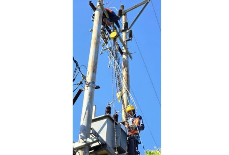 Listrik dan Komunikasi Nyaris Pulih 100% Usai Gempa NTT