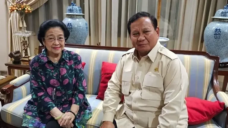 Dukungan PDIP untuk Prabowo Tanda Pasti Dapat Kursi Kabinet