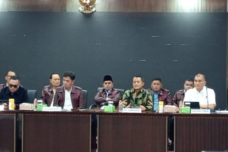 Pelimpahan Kasus Febrie ke Kejagung Tak Didukung Hukum