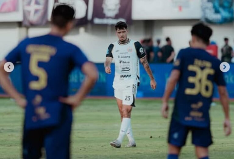 Shayne Pattynama Kagum Semua Dukungan Jakmania untuk Persija Jakarta