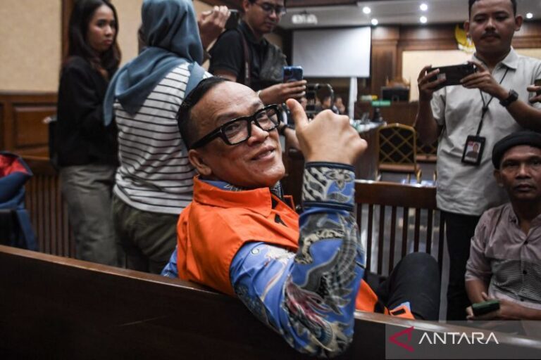 Immanuel Ebenezer Tuding Partai Terlibat Pemerasan K3