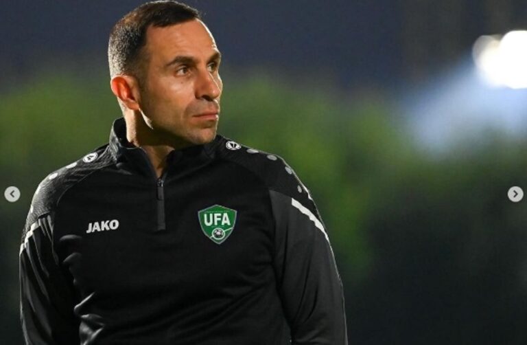 Timur Kapadze Dinilai Kurang Sesuai Jabat Pelatih Timnas Kazakhstan